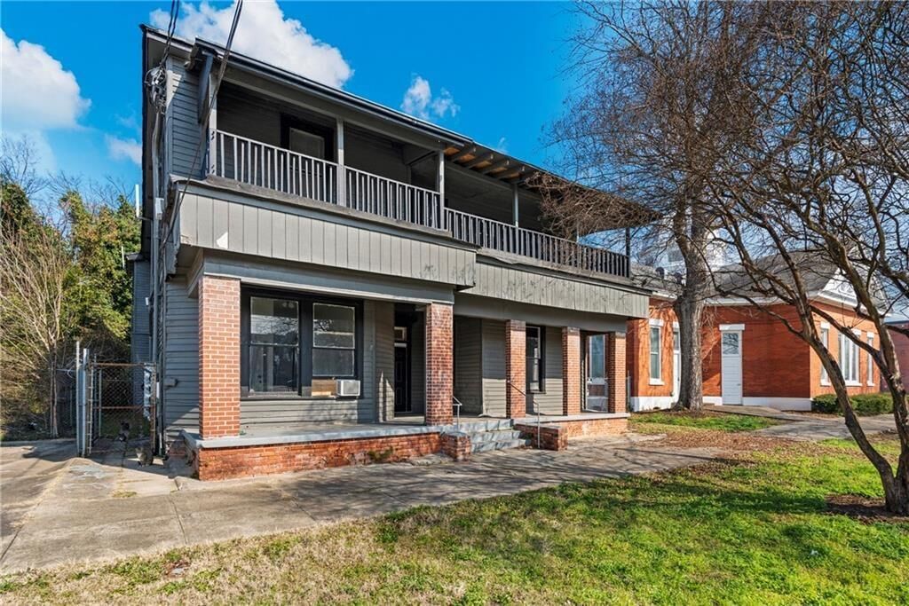 Property Photo:  213 16th Street  GA 31901 