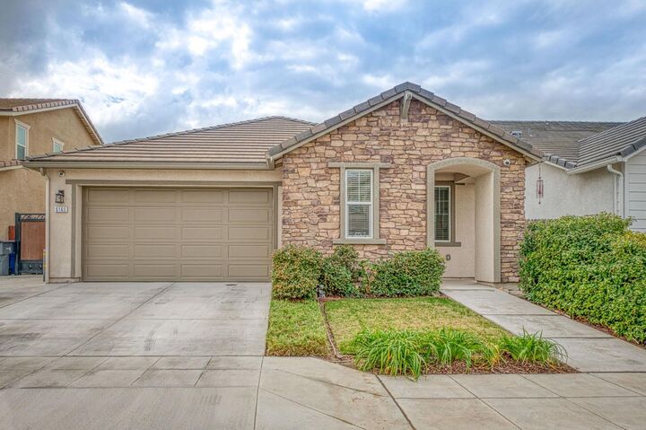 Property Photo:  6165 E Yale Avenue  CA 93727 