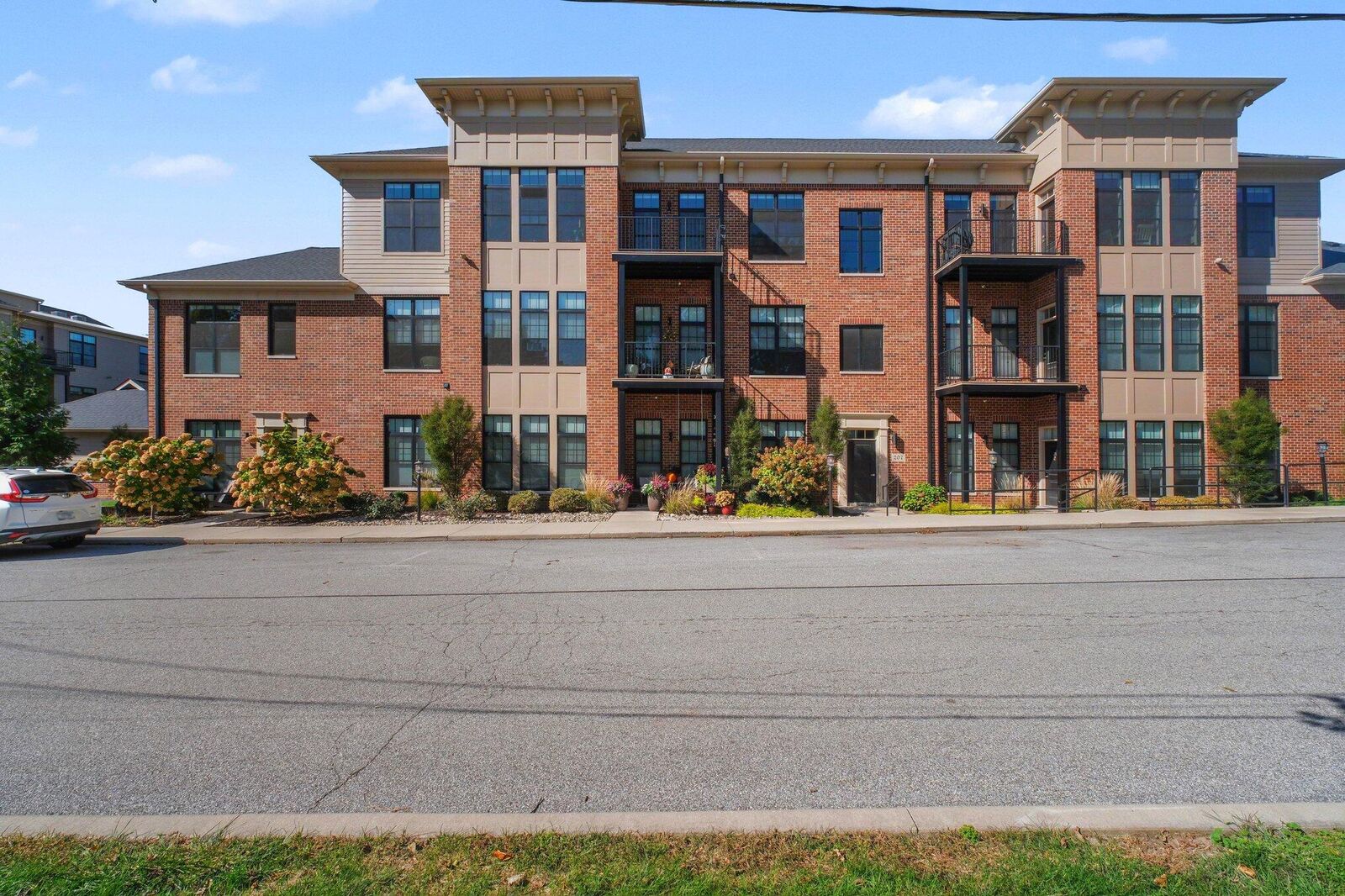 Property Photo:  207 Academy Street 200  IN 46383 
