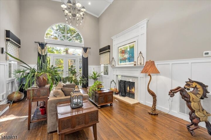 Property Photo:  1333 Evergreen Ave  NJ 07060 