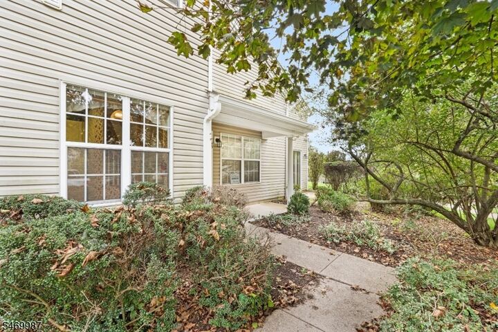 Property Photo: 45 Four Oaks Rd NJ 07921