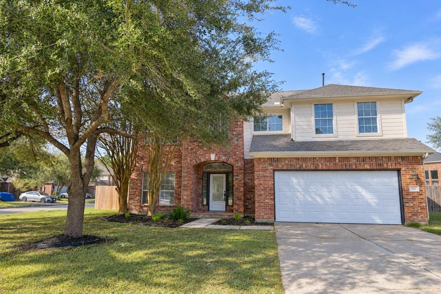 Property Photo: 511 Briscoe Circle TX 77539