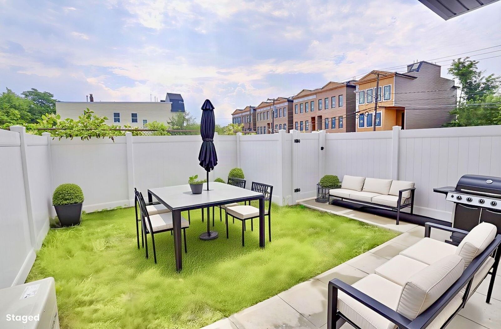 Property Photo:  88 Bergen Ave 1  NJ 07305 