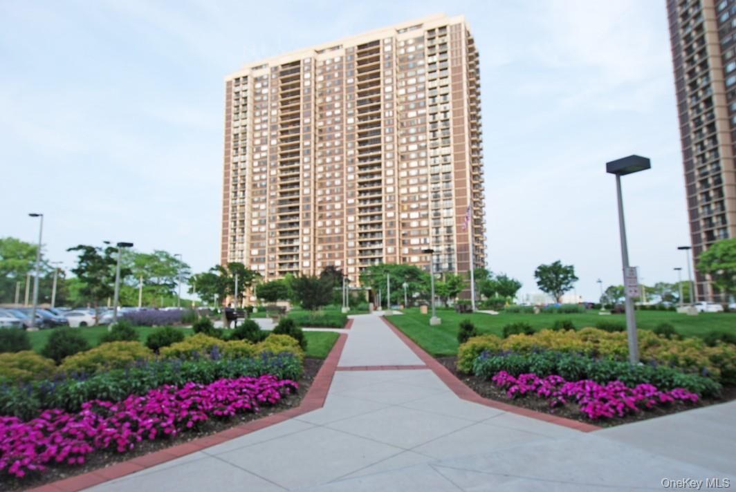 Property Photo:  26910 Grand Central Parkway 32C  NY 11005 