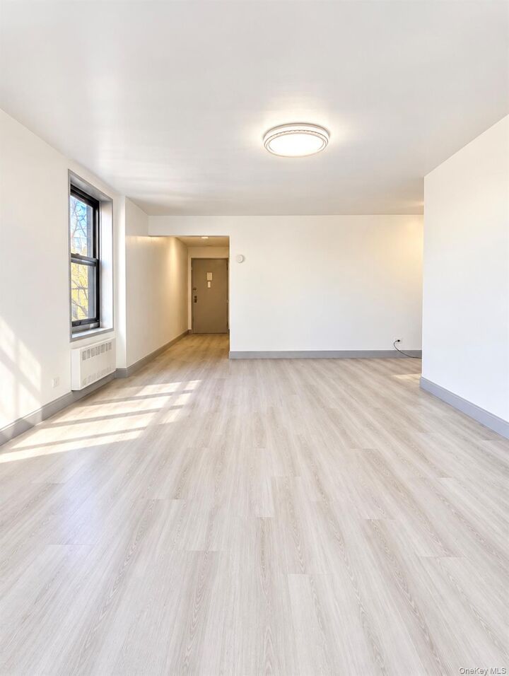 Property Photo: 14105 Northern Boulevard 7E NY 11354