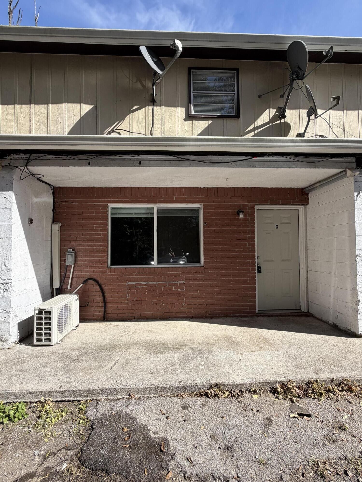 Property Photo: 1215 S Shields Ferry Road G TN 37814
