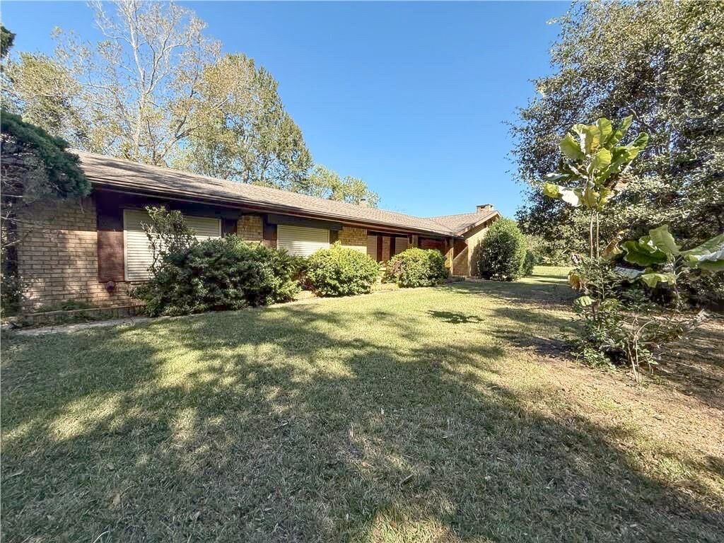Property Photo:  933 Edwards Avenue  AL 36532 