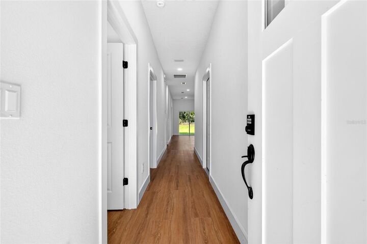Property Photo: 13527 SW 100th Lane FL 34432
