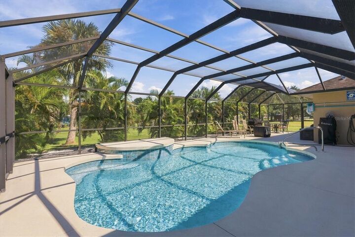 Property Photo:  2805 Norwood Lane  FL 34292 