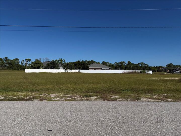Property Photo: 29 NW 33rd Terrace 40 FL 33993