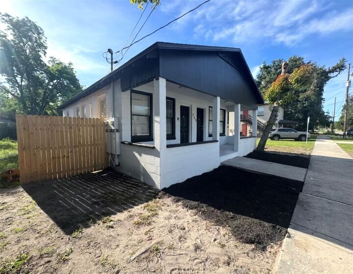 Property Photo:  715 Jernigan Avenue  FL 32805 