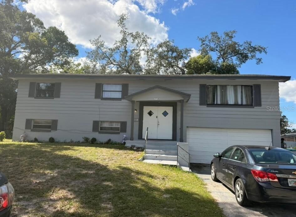 Property Photo: 1734 Blossomwood Lane B FL 32818
