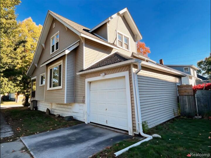Property Photo: 1501 15th Street MI 48060 5606