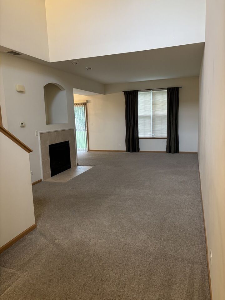 Property Photo:  734 S Jade Lane 734  IL 60073 