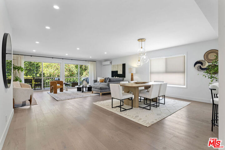 Property Photo:  1561 Manning Avenue 4  CA 90024 