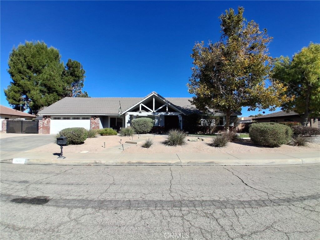 Property Photo:  2615 Ryans  CA 93536 