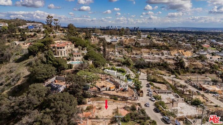 Property Photo: 1340 Monument Street CA 90272