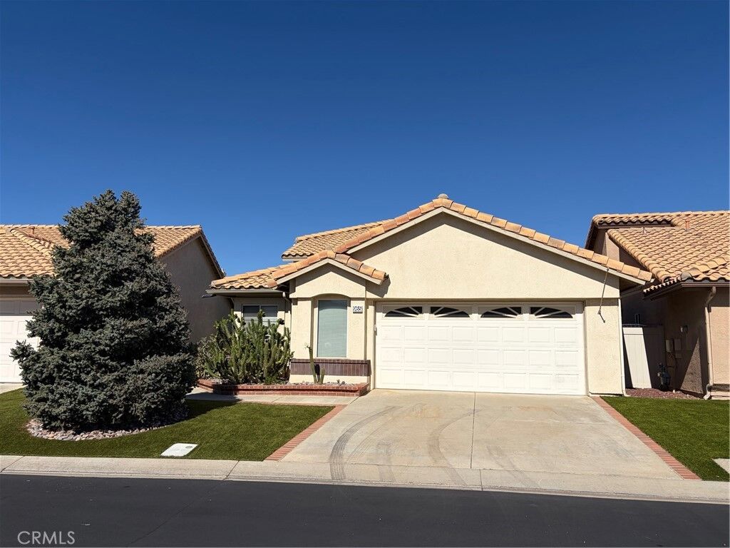 Property Photo:  965 Southern Hills  CA 92220 