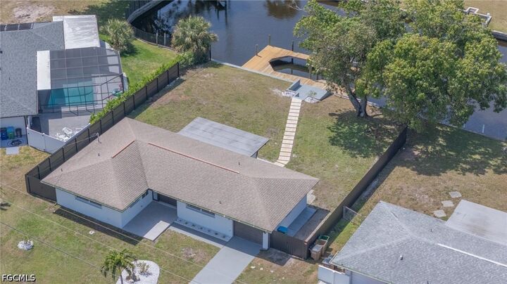 Property Photo: 5150 York Court FL 33904