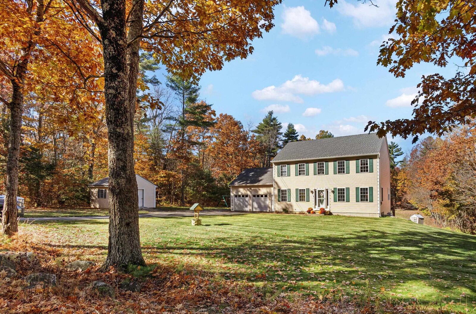 Property Photo:  187 Hoit Road  NH 03301 