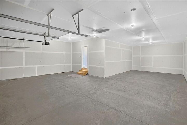Property Photo: 3117 Jandura Avenue NE MN 55376