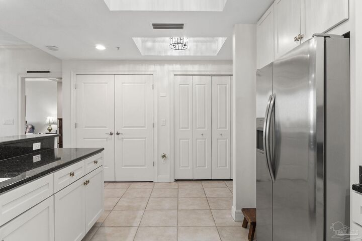 Property Photo:  612 Lost Key Dr 403-C  FL 32507 