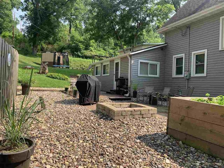 Property Photo:  200 Van Street  IL 61074 
