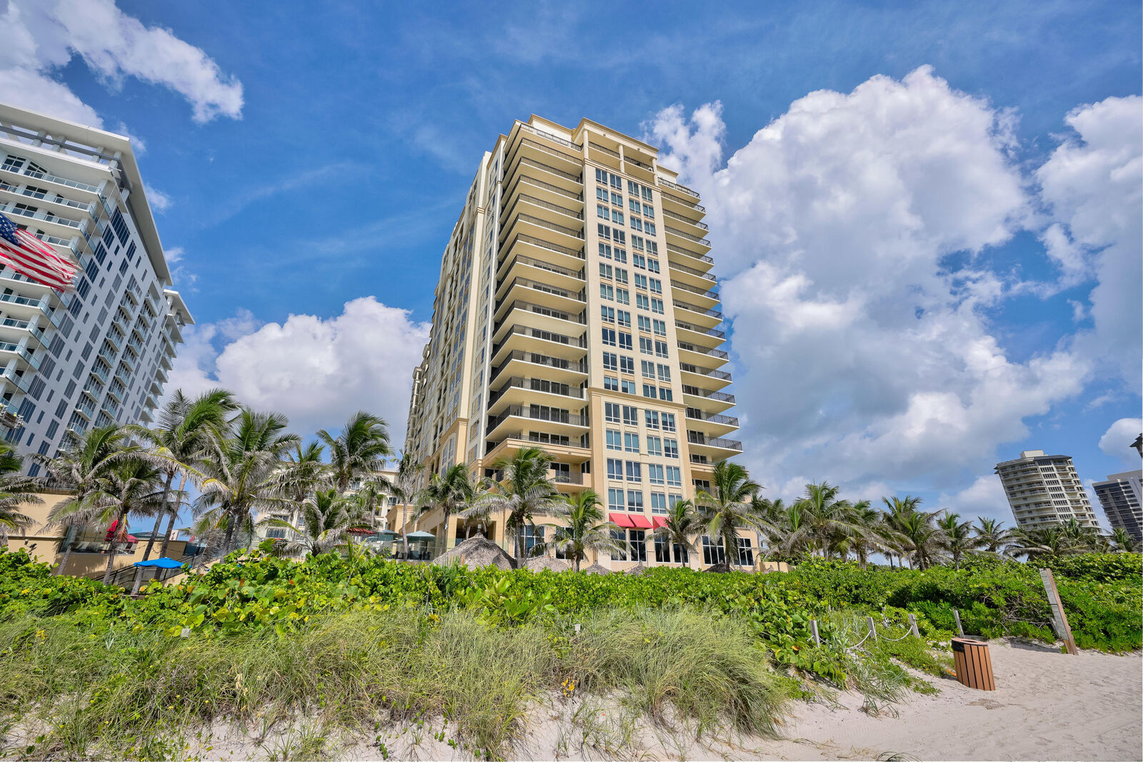 Property Photo:  3800 N Ocean Drive 414  FL 33404 