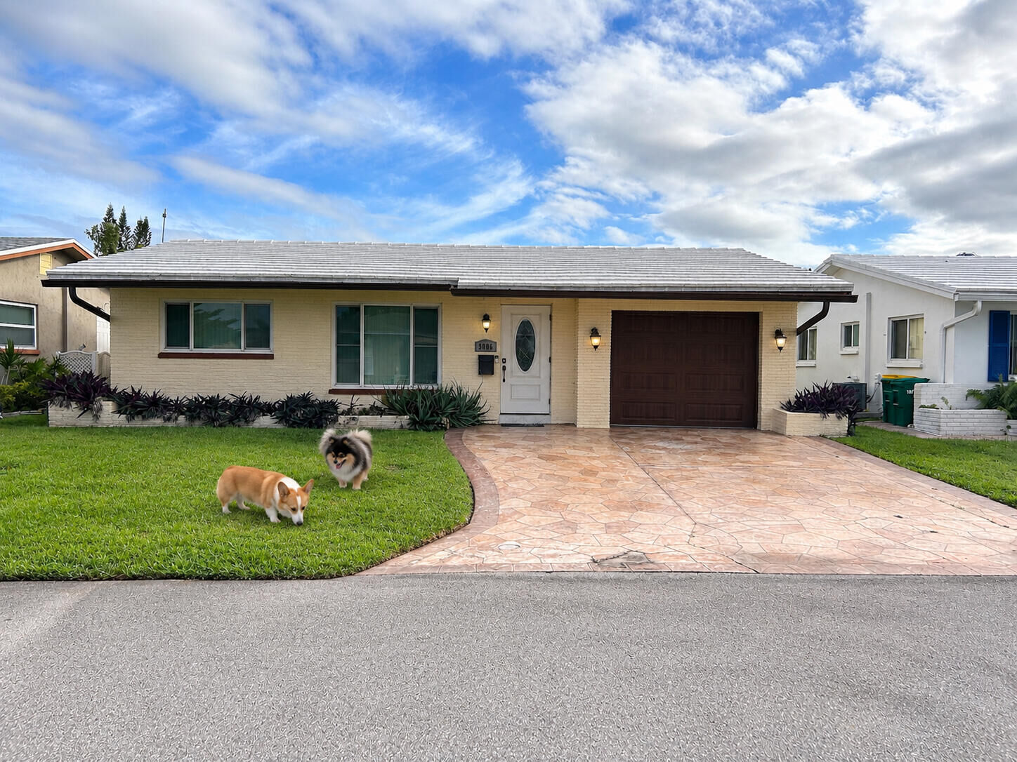 Property Photo: 5006 NW 51st Court FL 33319