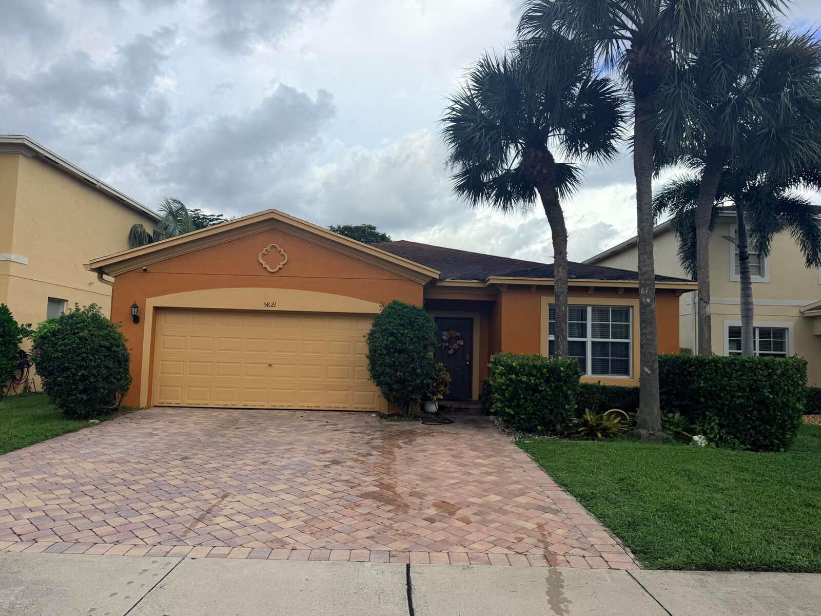 Property Photo: 5821 Gypsum Place FL 33413