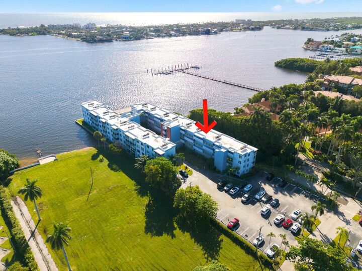 Property Photo:  1810 New Palm Way 316  FL 33435 