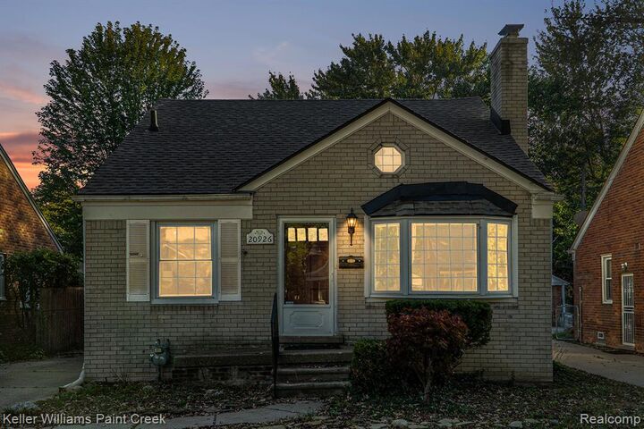 Property Photo: 20926 Lennon Street MI 48225