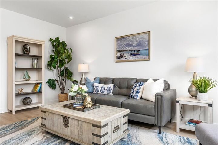 Property Photo:  50 Murray Street 7  RI 02904 