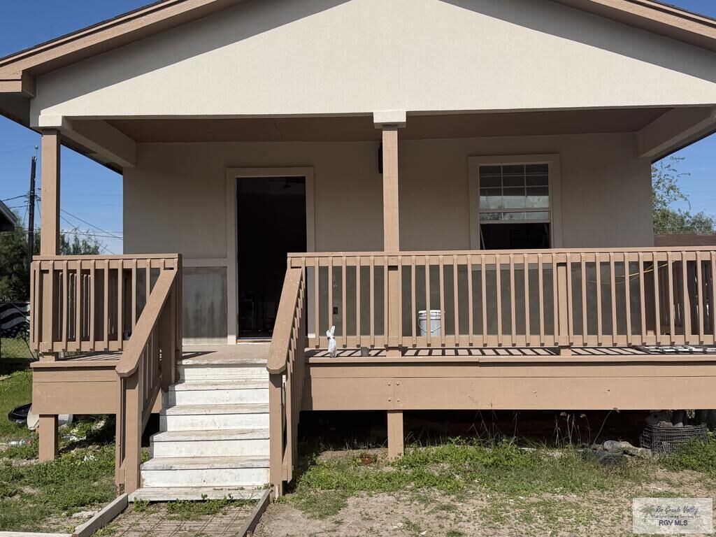 Property Photo:  1107 N Crockett Ave.  TX 78586 