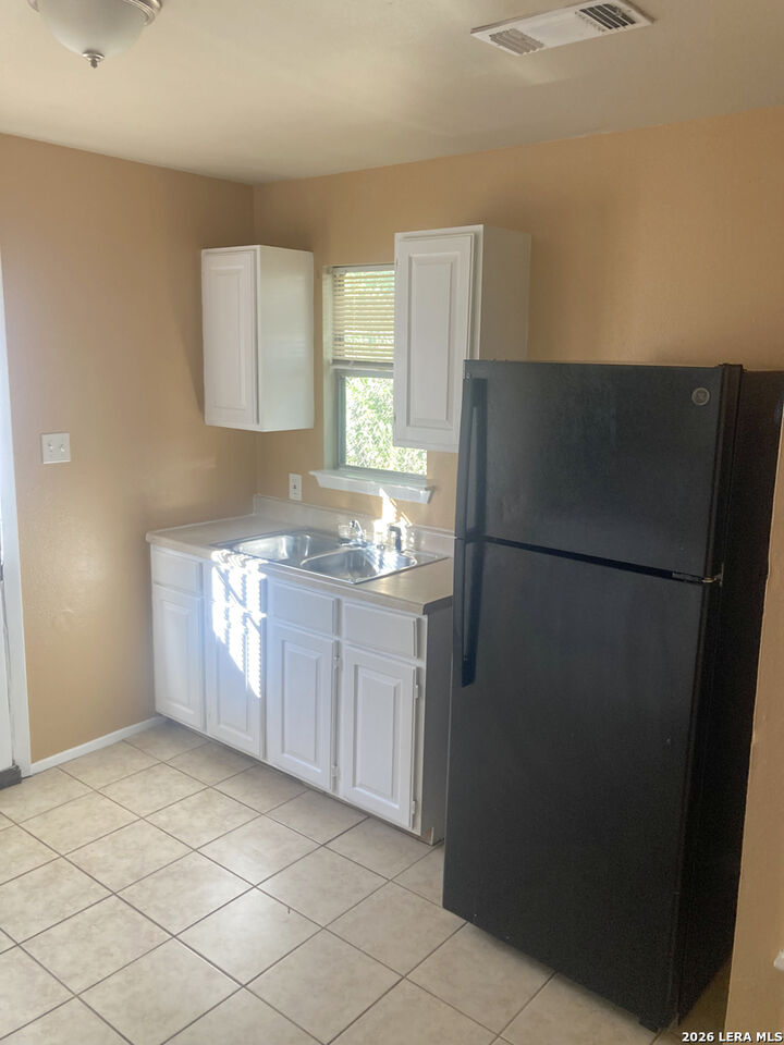 Property Photo:  1520 Kayton Ave 1  TX 78210 
