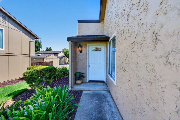 Property Photo:  3311 Cannongate Court  CA 95121 