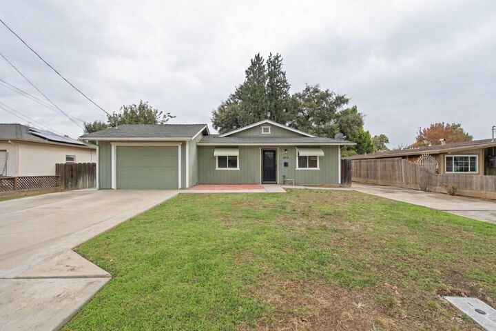 Property Photo: 494 Sycamore Avenue CA 95322