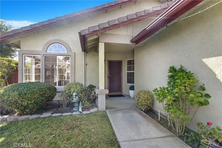 Property Photo:  40180 Alexandria  CA 92591 