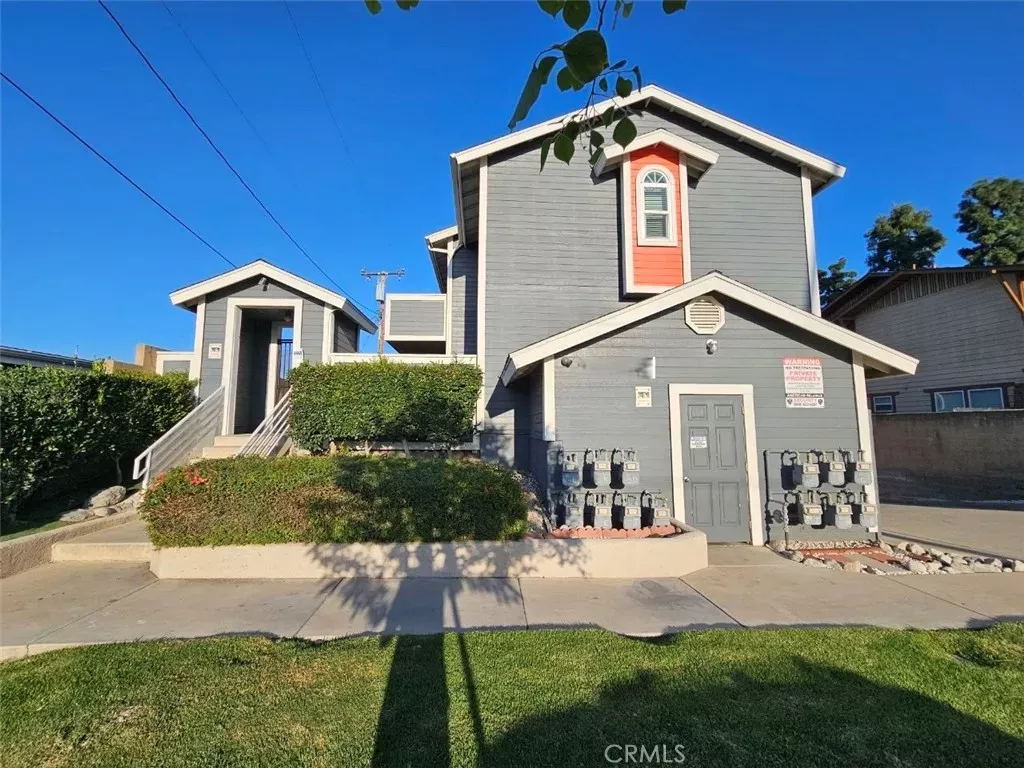 Property Photo:  1120 Nicklett Avenue B  CA 92833 