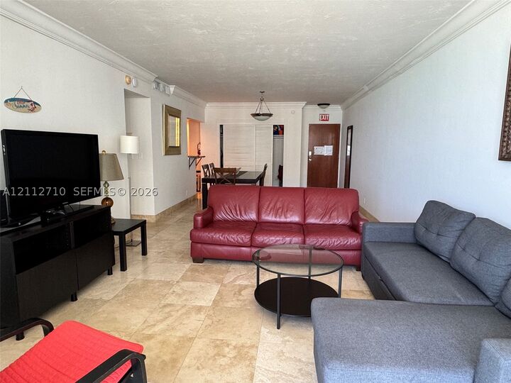 Property Photo: 3801 S Ocean Dr 11Y FL 33019