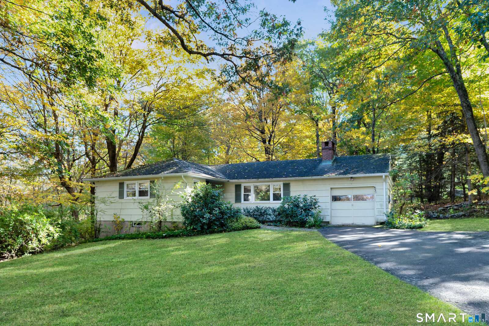 Property Photo:  63 Bayberry Hill Road  CT 06877 