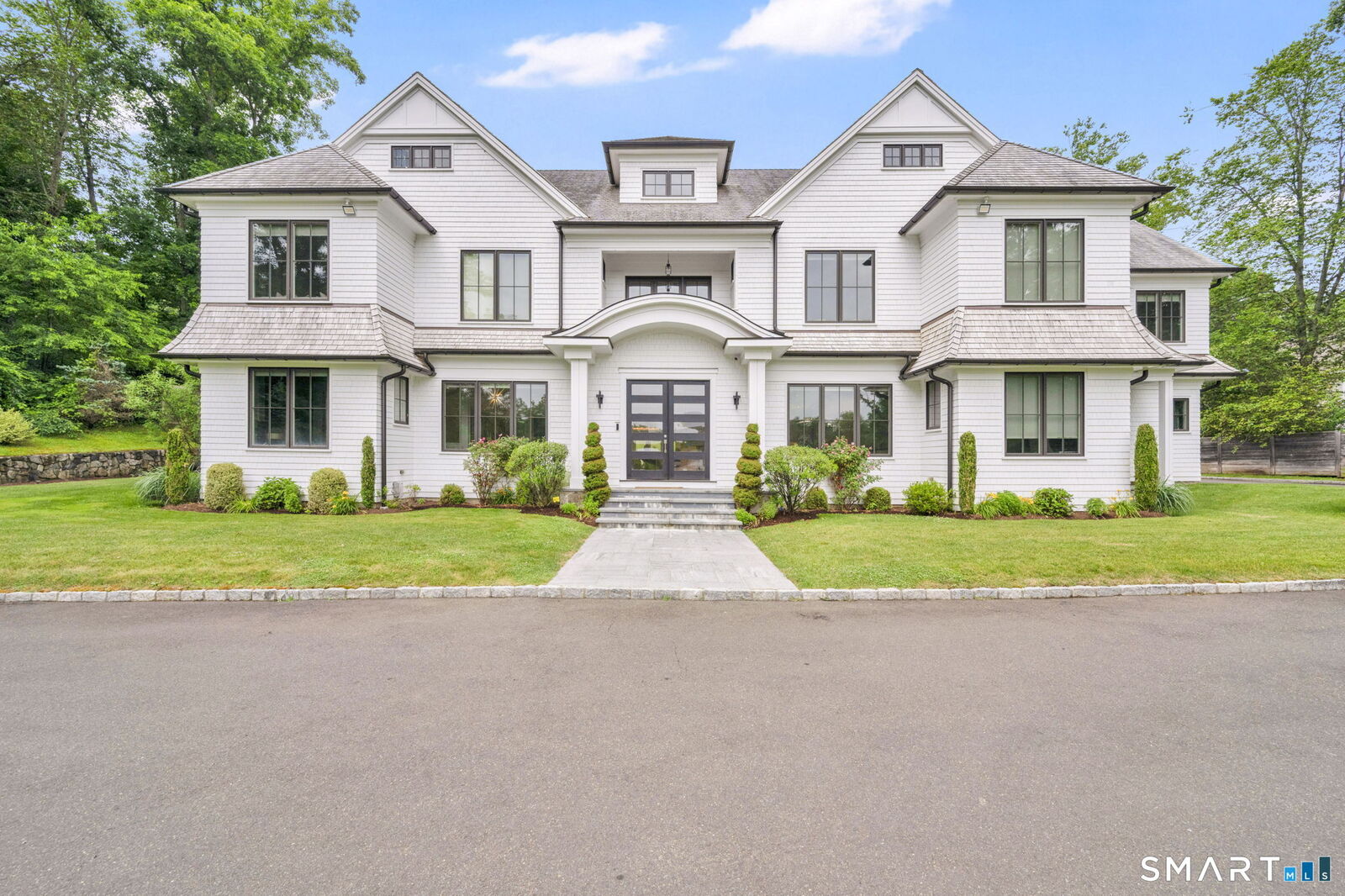 Property Photo: 48 Driftway Lane CT 06840