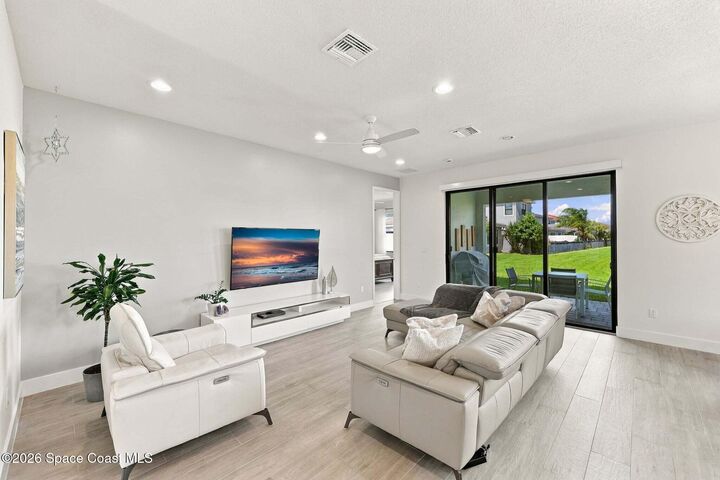 Property Photo:  7312 Stella Lane  FL 33463 