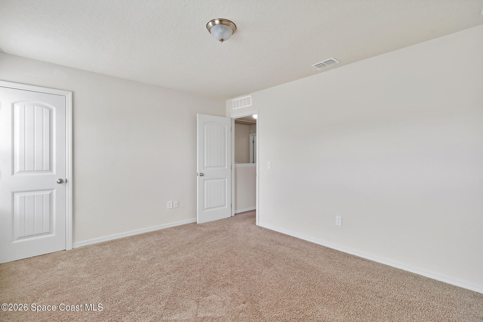 Property Photo: 986 Aurelia Avenue SE FL 32909