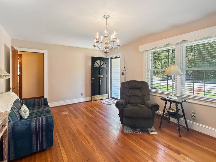 Property Photo: 515 W High Street VA 23970
