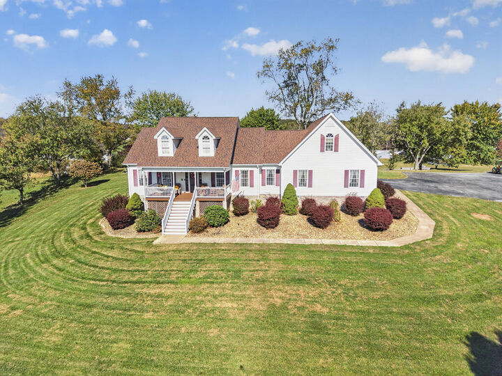 Property Photo: 19191 Wyndale Rd VA 24210