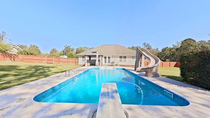Property Photo:  307 NW Maggie Ave  GA 39827 