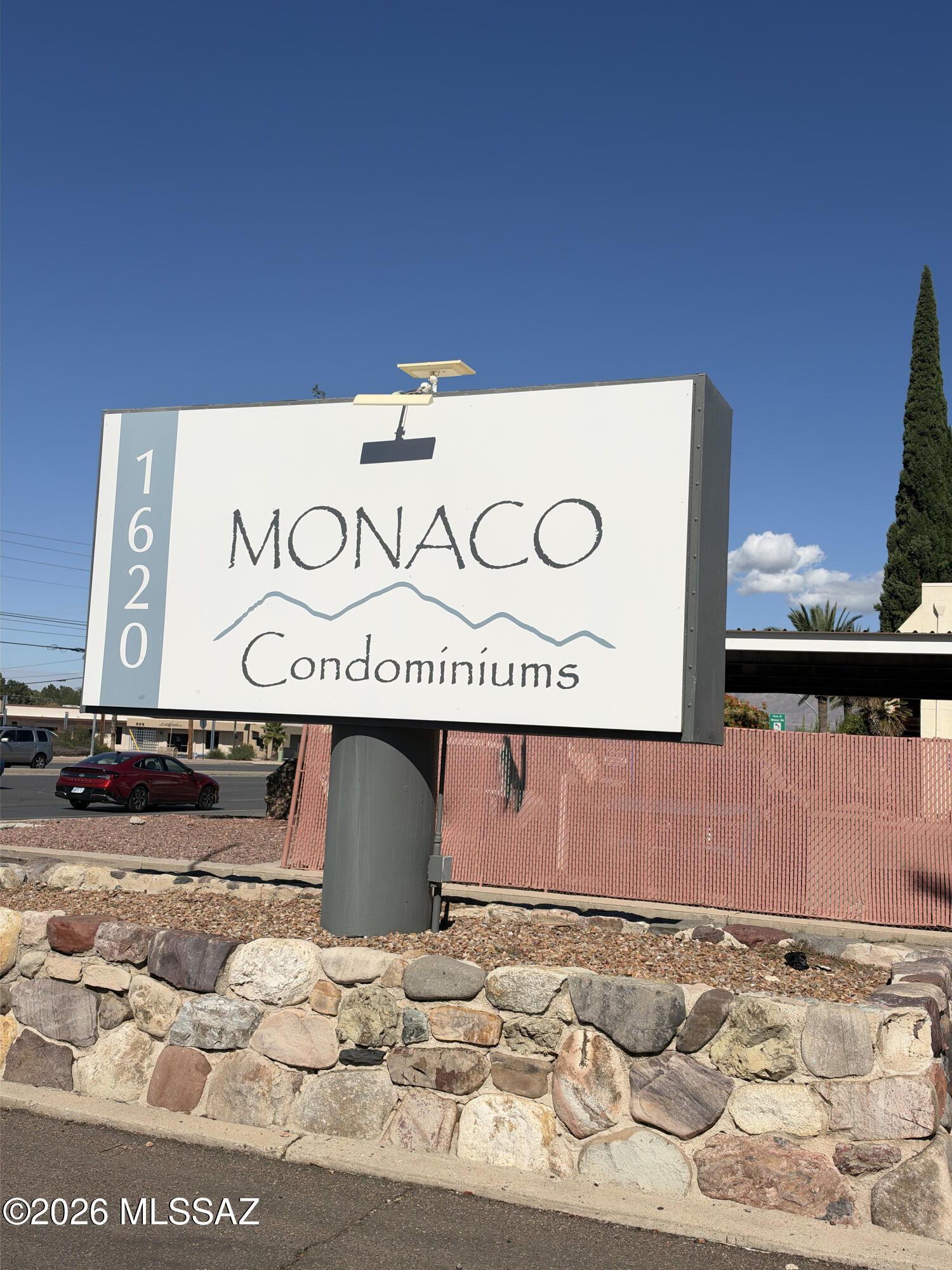 Property Photo:  1620 N Wilmot Road Unit F230  AZ 85712 
