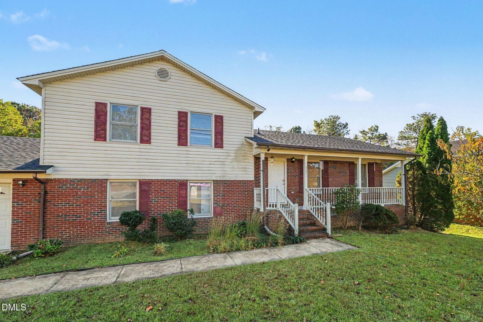 Property Photo: 8821 Tibs Run NC 28314