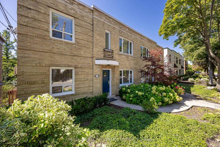 Property Photo: 99 Chatsworth Drive Main ON M4R 1R8